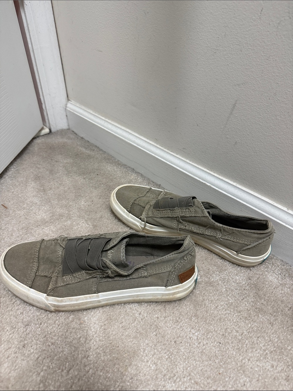 Blowfish Casual Slip-On Canvas Sneakers in Olive Green